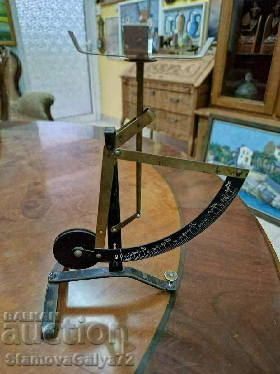 Παράδοση Παλαιά γερμανική ταχυδρομική ζυγαριά