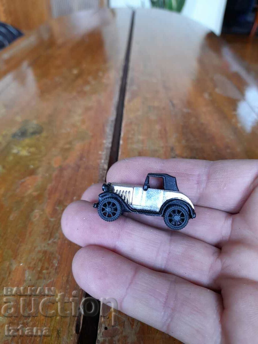 Auction Old car, trolley Auction Old car, trolley