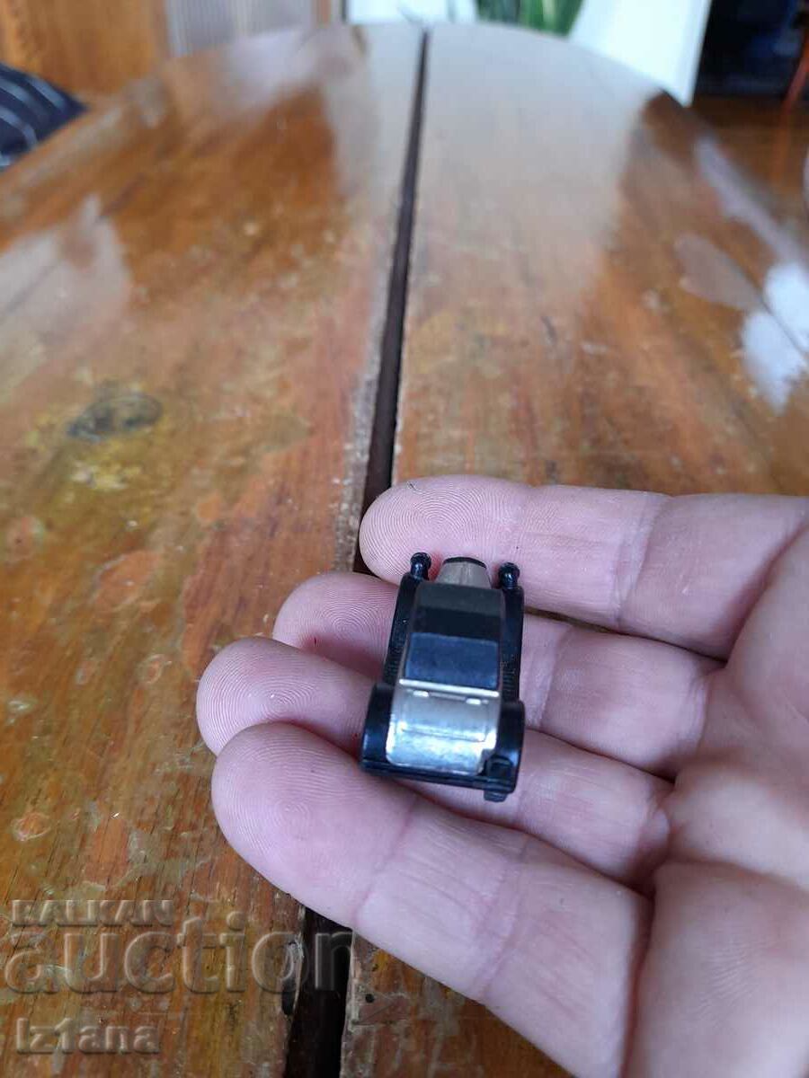 Delivery of Old car, trolley Delivery of Old car, trolley