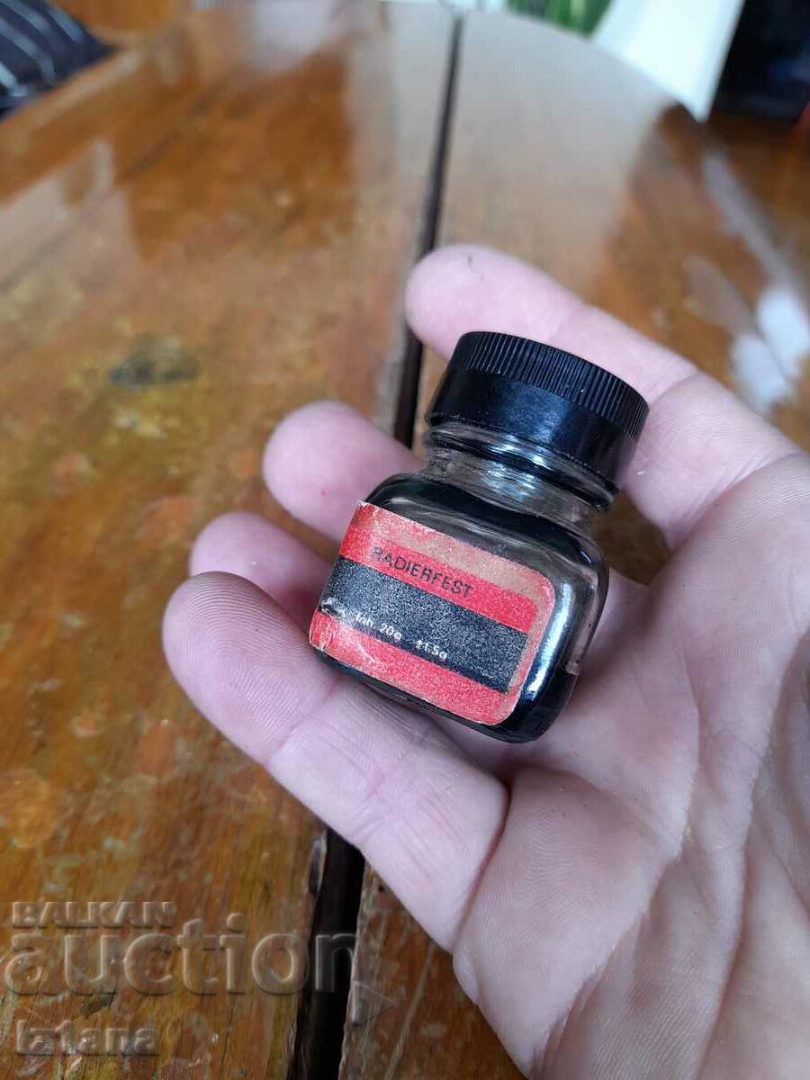 Delivery of Old Barock ink bottle