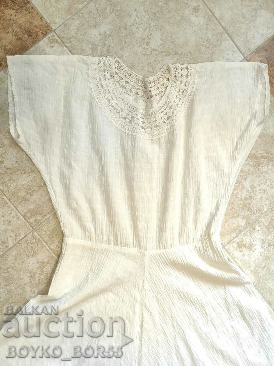 Authentic Ancient Royal Dress from the 1930s. with price 75.00 BGN | € 38.35