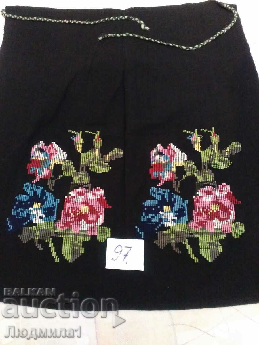 AUTHENTIC OLD APRON AUTHENTIC OLD APRON