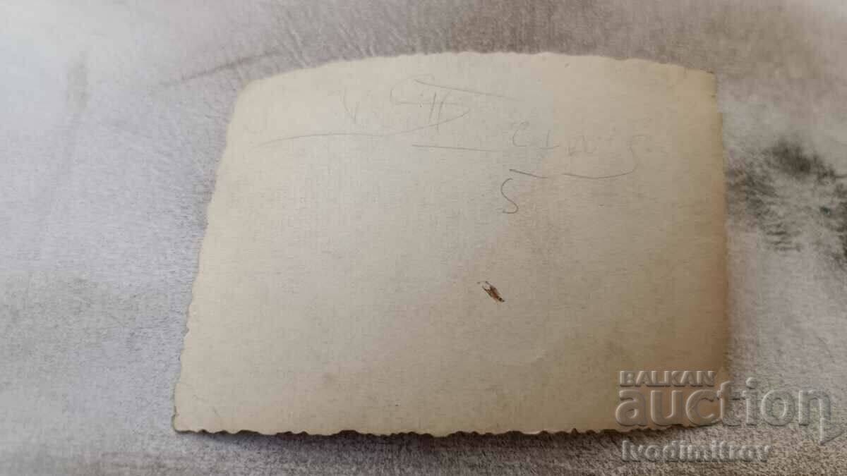 Photo Man girl and three boys in the sea with price 1.35 BGN | € 0.69 Photo Man girl and three boys in the sea with price 1.35 BGN | € 0.69