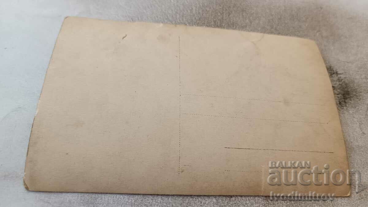 Φωτογραφία Άνδρες και παιδιά στη θάλασσα με τιμή 2.85 BGN | € 1.46 Φωτογραφία Άνδρες και παιδιά στη θάλασσα με τιμή 2.85 BGN | € 1.46