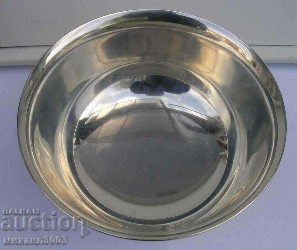 MASSIVE SILVER VESSEL IN THE SHAPE OF A BOWL / 925 STERLING / with price 1350.00 BGN | € 690.24 MASSIVE SILVER VESSEL IN THE SHAPE OF A BOWL / 925 STERLING / with price 1350.00 BGN | € 690.24