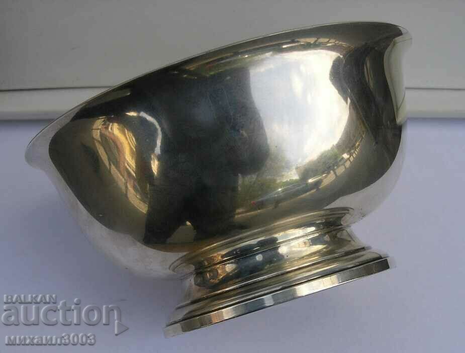 Auction MASSIVE SILVER VESSEL IN THE SHAPE OF A BOWL / 925 STERLING / Auction MASSIVE SILVER VESSEL IN THE SHAPE OF A BOWL / 925 STERLING /