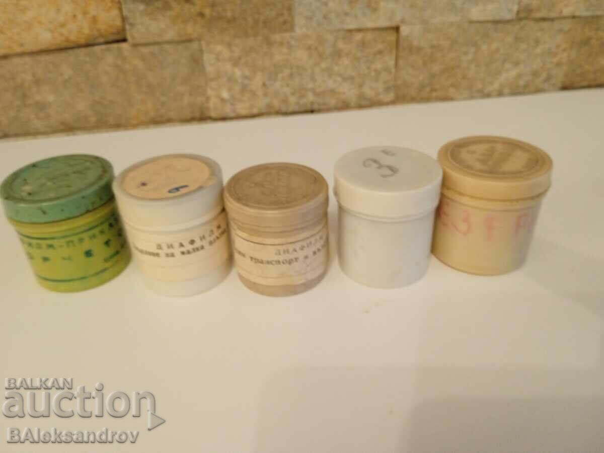 Lot of projection films with price 15.00 BGN | € 7.67