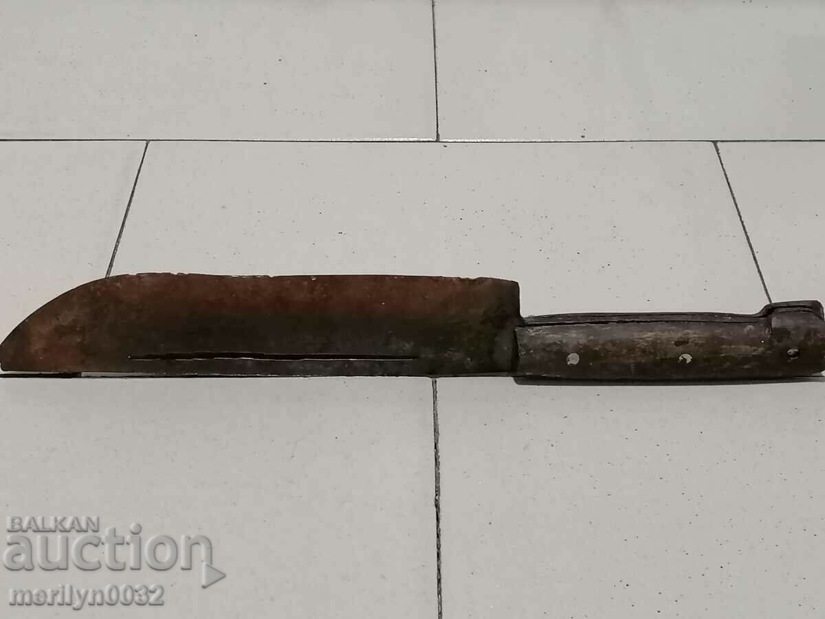 Delivery of Old shepherd's knife, dagger, blade, primitive Delivery of Old shepherd's knife, dagger, blade, primitive