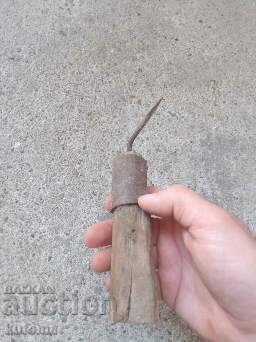 Licitație Sloganul vechi