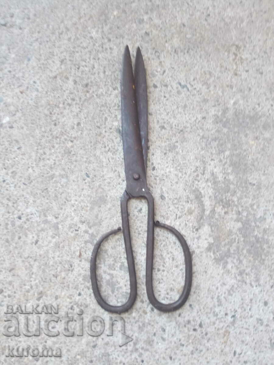 foarfece vechi forjate cu preț 19.99 BGN | € 10.22 foarfece vechi forjate cu preț 19.99 BGN | € 10.22