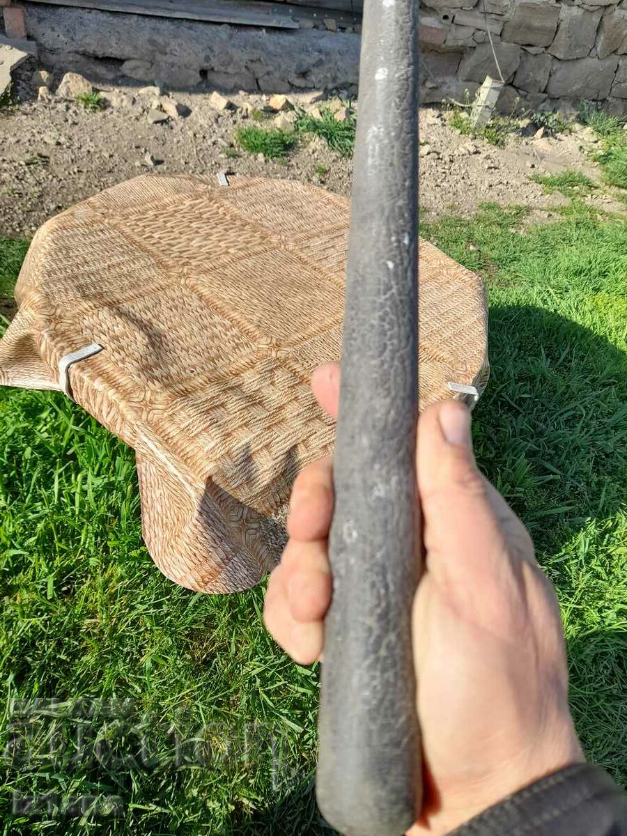 Delivery of An old pool cue Delivery of An old pool cue