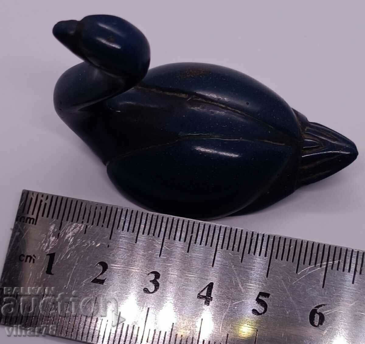 Licitație O siluetă lapis lazuli foarte frumoasă