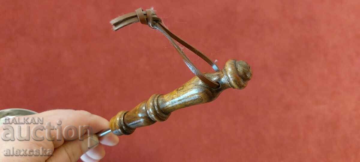 Auction Old ladle Auction Old ladle