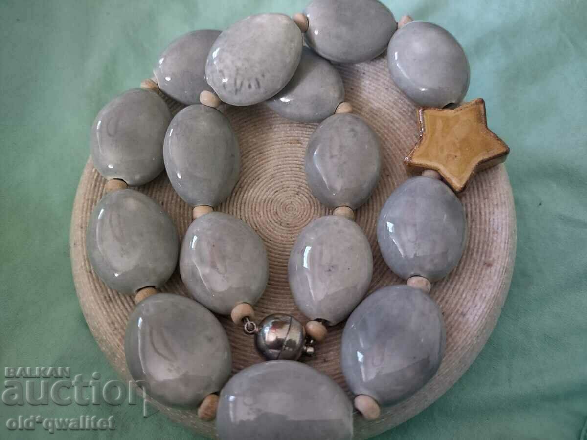 Colier ART vechi, lucrat manual, foarte frumos cu preț 157.00 BGN | € 80.27 Colier ART vechi, lucrat manual, foarte frumos cu preț 157.00 BGN | € 80.27