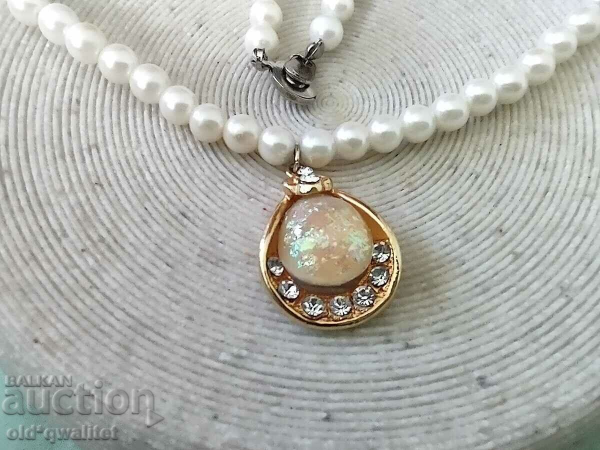 Livrarea Frumos colier japonez, ștampilă Livrarea Frumos colier japonez, ștampilă