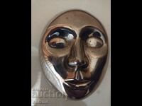 Metal mask
