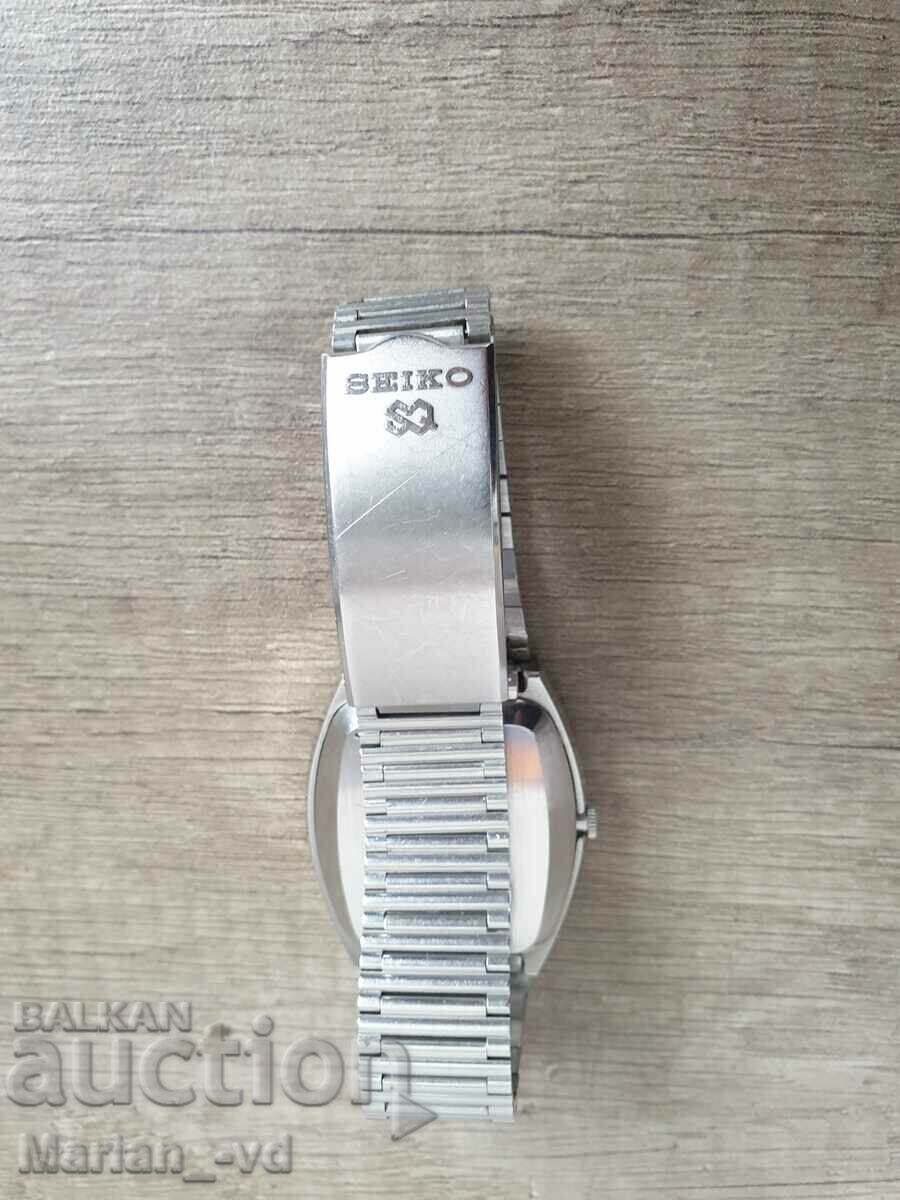 Seiko Quartz SQ 4004 Men's Watch with price 300.00 BGN | € 153.39