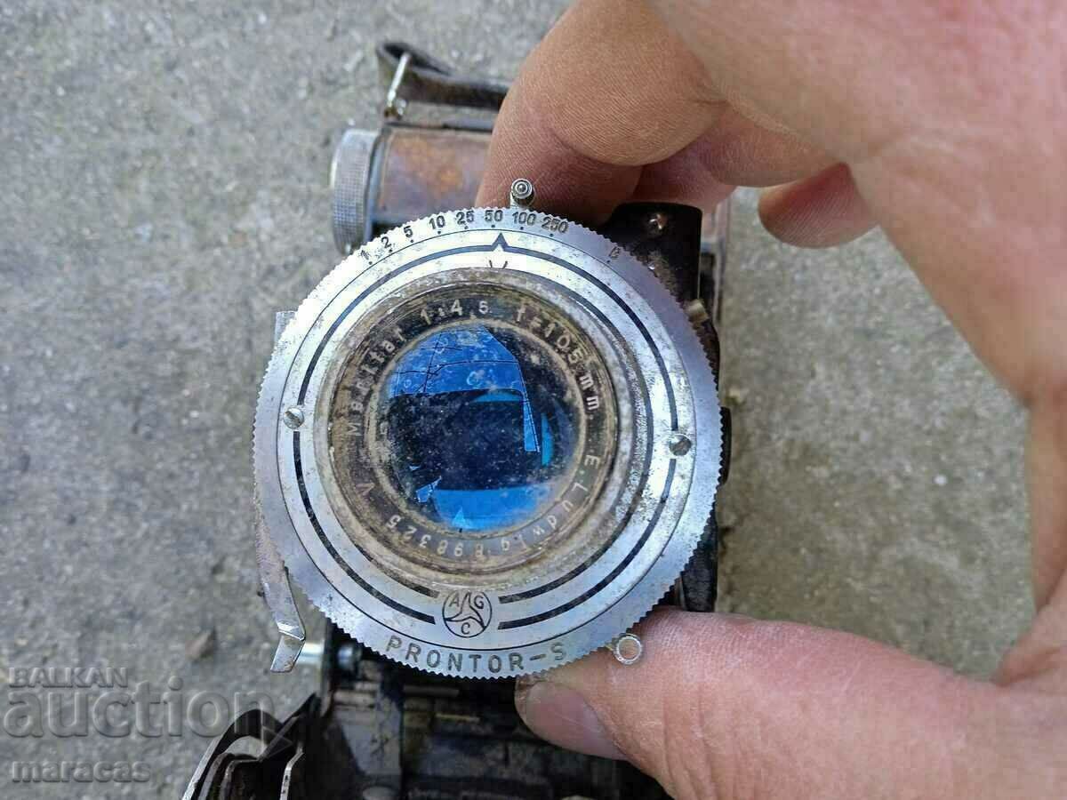 Old camera with mech - 5 Old camera with mech - 5