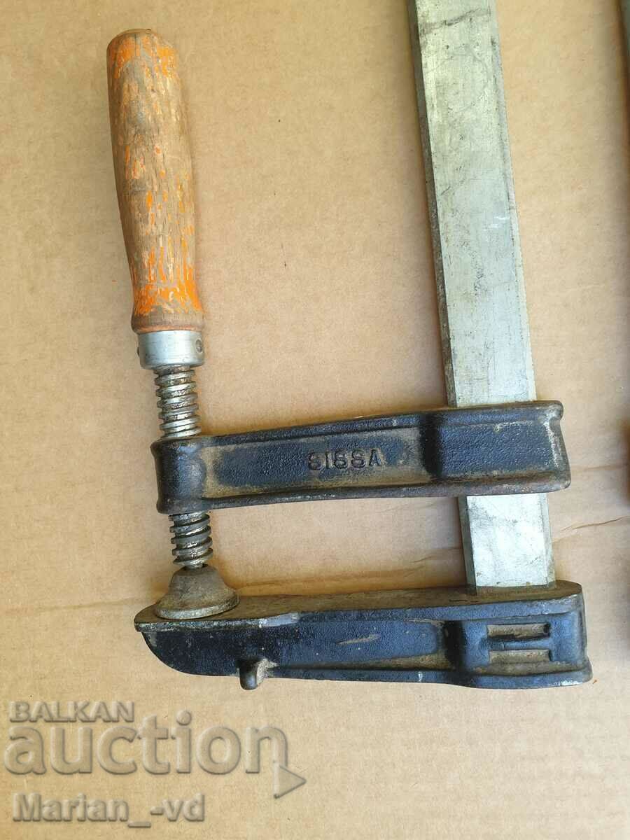 Auction Carpenter's clamps 2 pieces Auction Carpenter's clamps 2 pieces