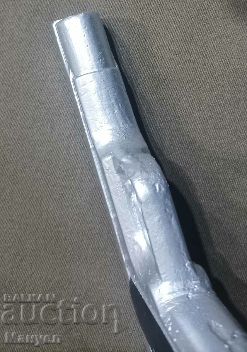 Аукцион Старо военно моделче на пистолет . Аукцион Старо военно моделче на пистолет .