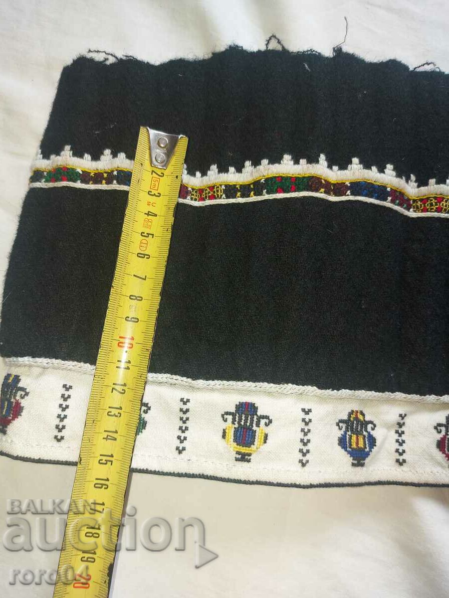 COSTUMES - REMAINS with price 50.00 BGN | € 25.56 COSTUMES - REMAINS with price 50.00 BGN | € 25.56