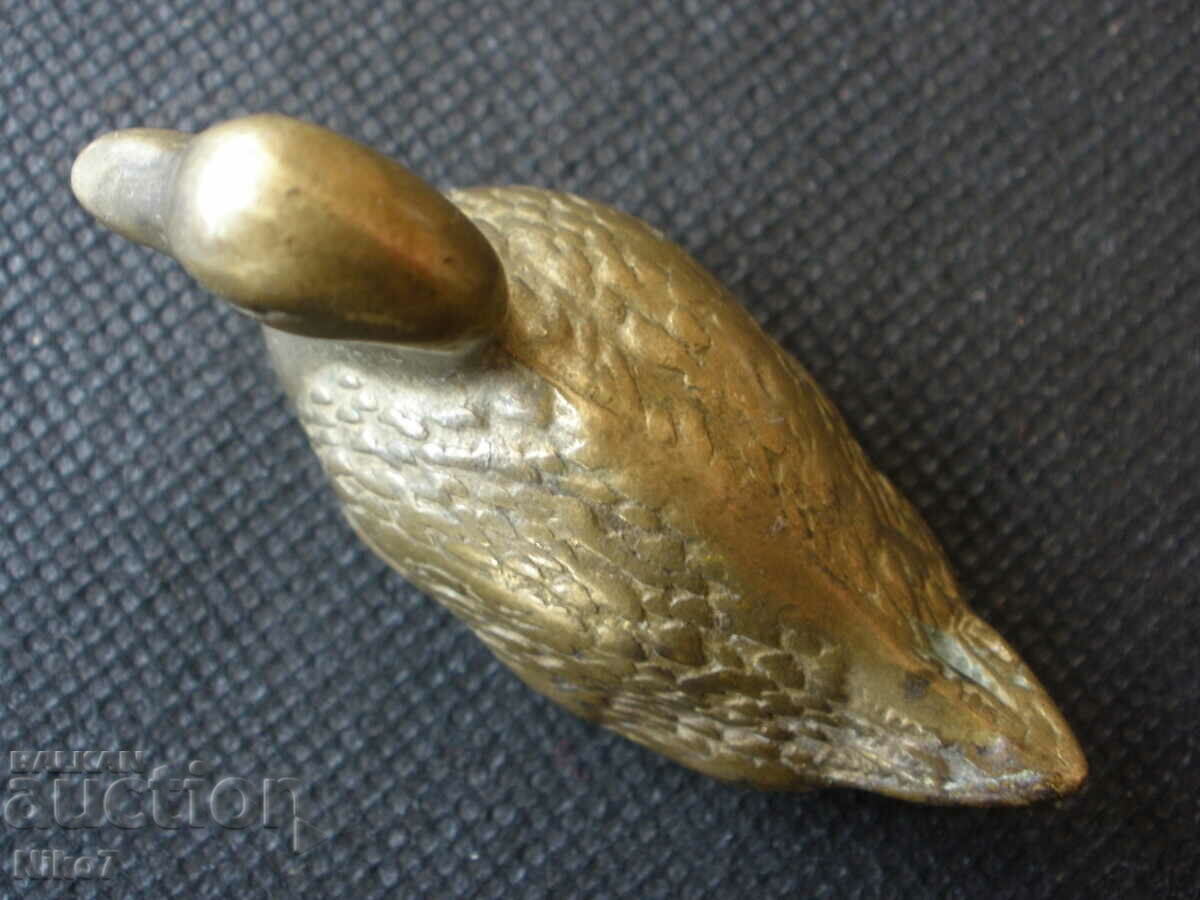 Auction Duck-retro, bronze figurine. Auction Duck-retro, bronze figurine.