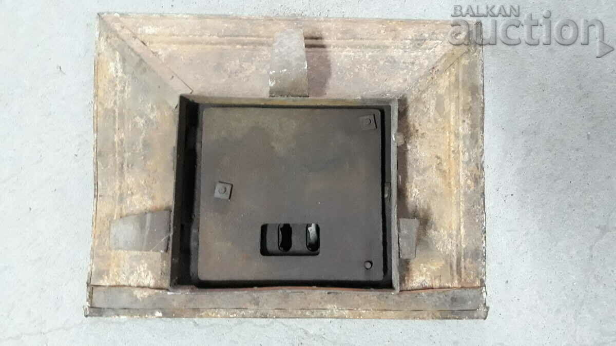 An old door for a jamal fireplace - 5