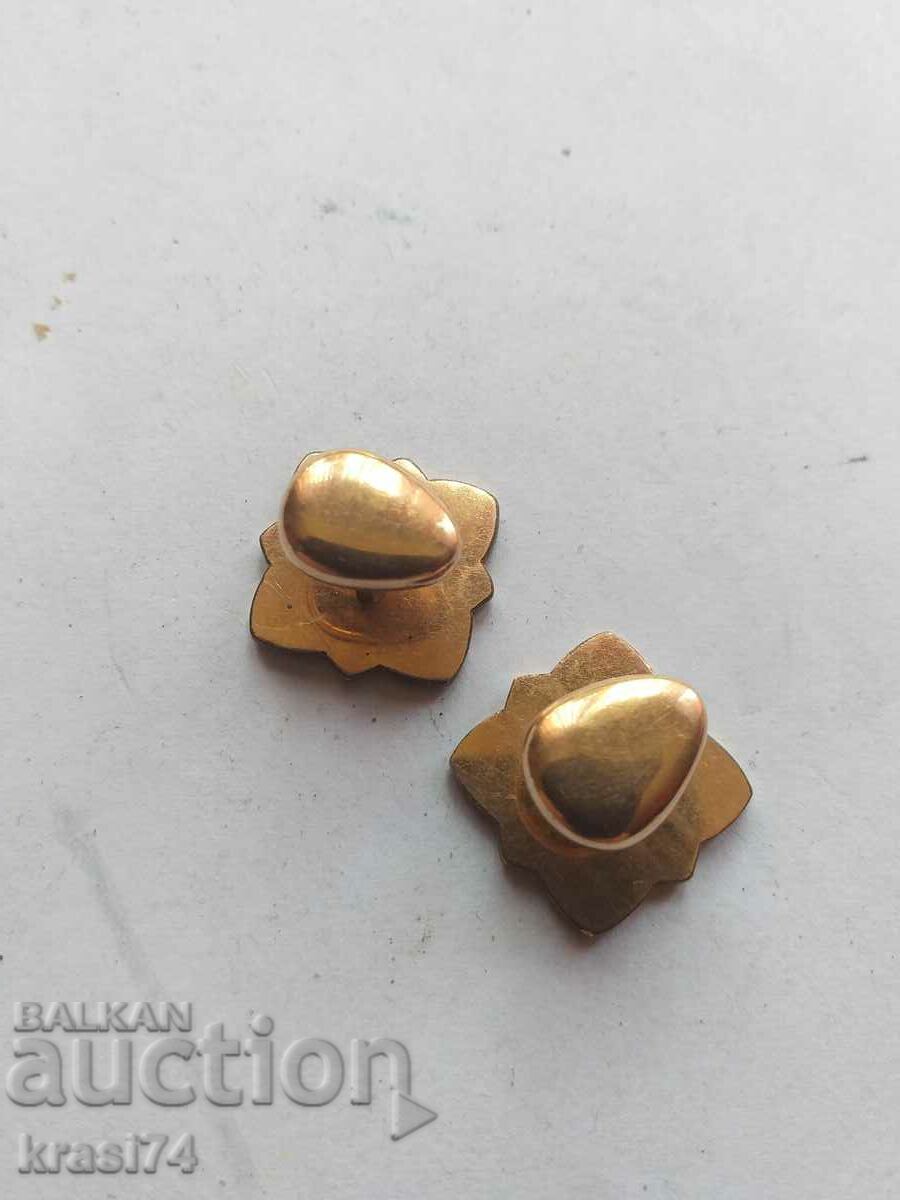 επιχρυσωμένο χειροπέδες με τιμή 40.00 BGN | € 20.45 επιχρυσωμένο χειροπέδες με τιμή 40.00 BGN | € 20.45