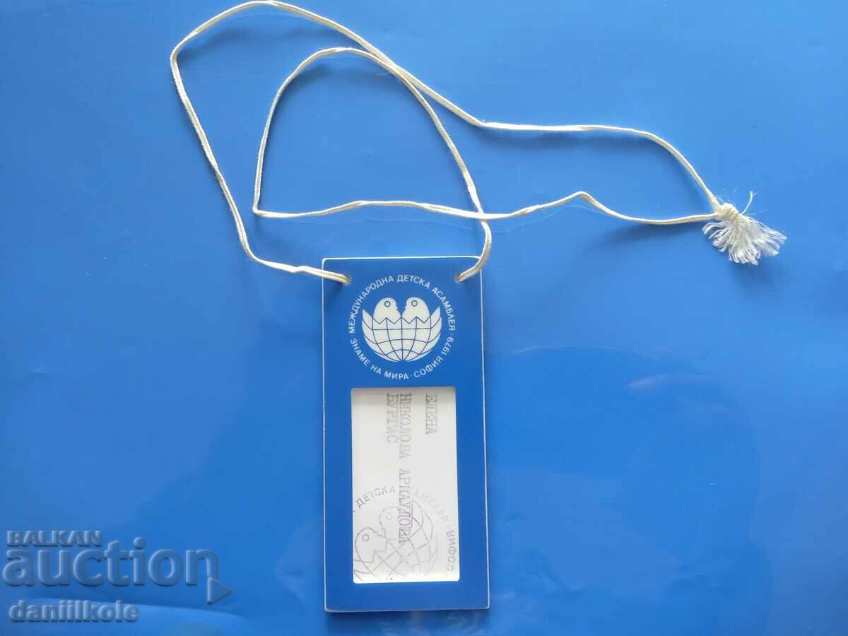 Auction *$*Y*$* INTERNATIONAL CHILDREN'S ASSEMBLY 1979 - BADGE *$*Y*$* Auction *$*Y*$* INTERNATIONAL CHILDREN'S ASSEMBLY 1979 - BADGE *$*Y*$*
