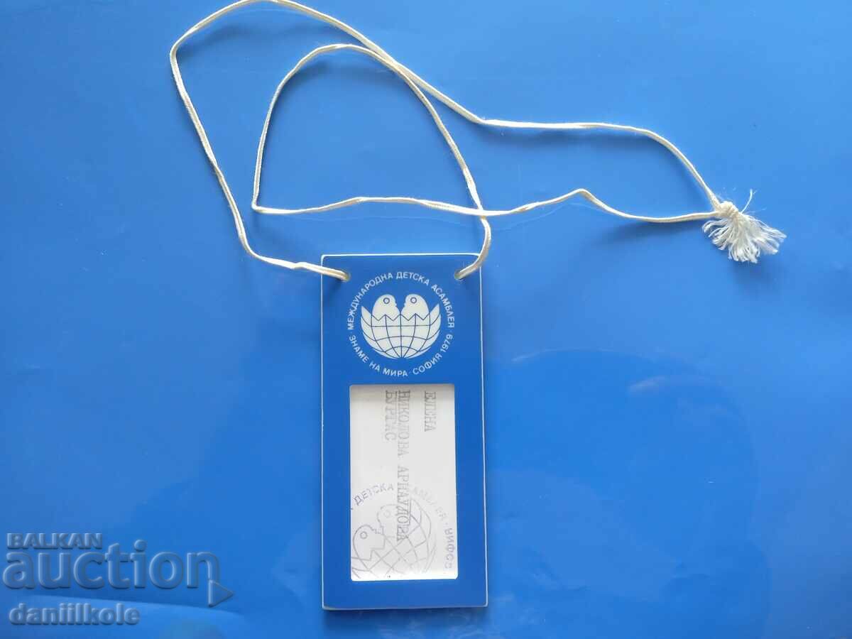 Delivery of *$*Y*$* INTERNATIONAL CHILDREN'S ASSEMBLY 1979 - BADGE *$*Y*$* Delivery of *$*Y*$* INTERNATIONAL CHILDREN'S ASSEMBLY 1979 - BADGE *$*Y*$*