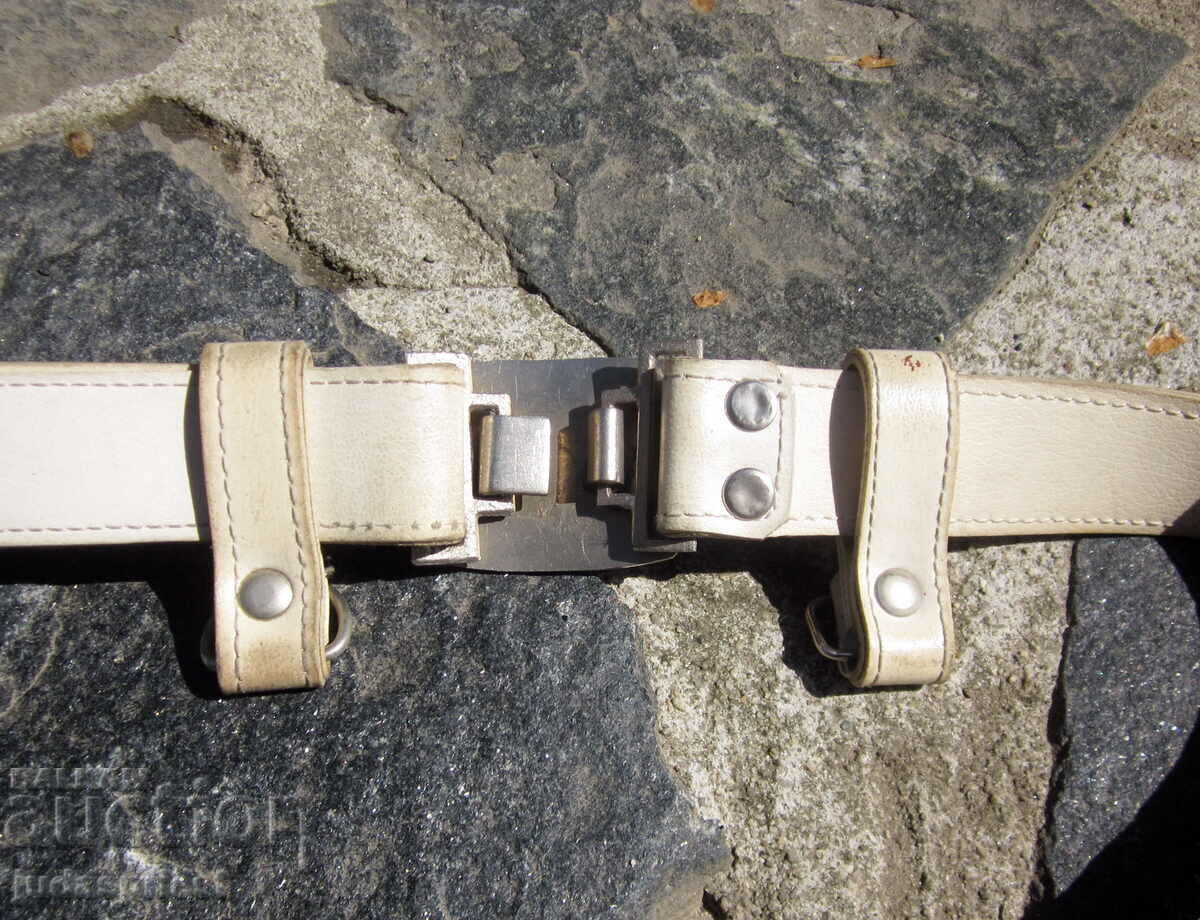 Доставка на стар Български полицейски колан с катарама пътна полиция КАТ Доставка на стар Български полицейски колан с катарама пътна полиция КАТ