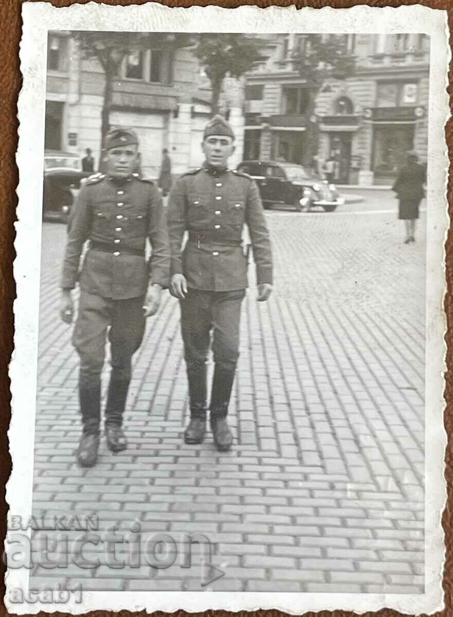 Sofia 1940 soldiers on the yellow cobblestones