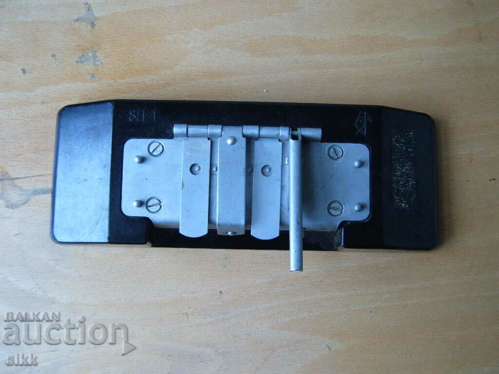 adhesive for 16mm motion pictures with price 30.00 BGN | € 15.34