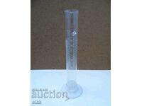 κύλινδρος μέτρησης 250 ml.