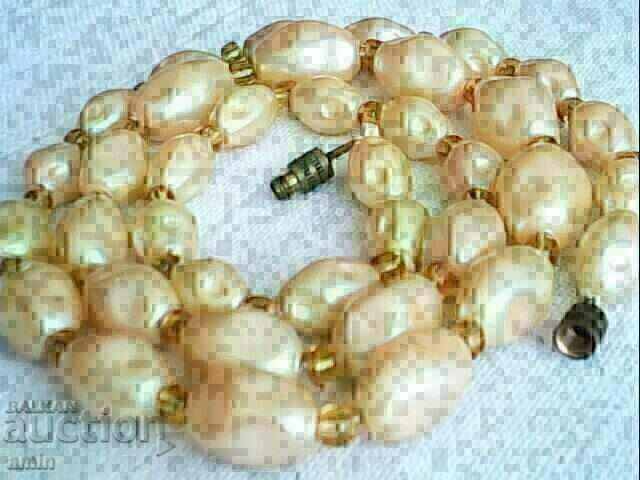 old beautiful jade necklace made of natural stone - 5 old beautiful jade necklace made of natural stone - 5