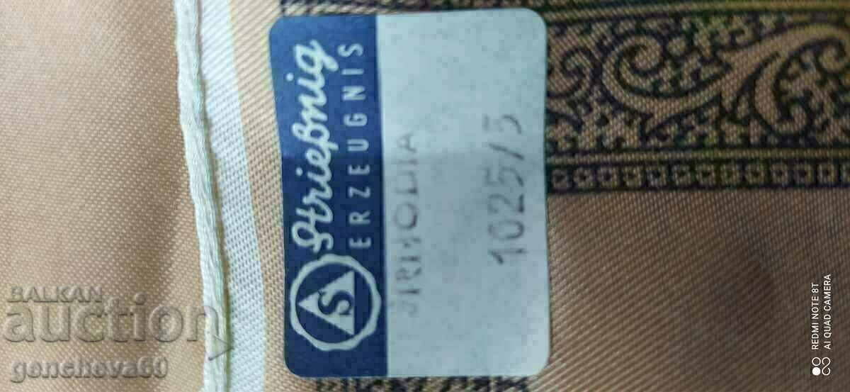Δημοπρασία Μεταξωτό καινούργιο φουλάρι 60γρ. θέμα ιππασίας/Αυστρία