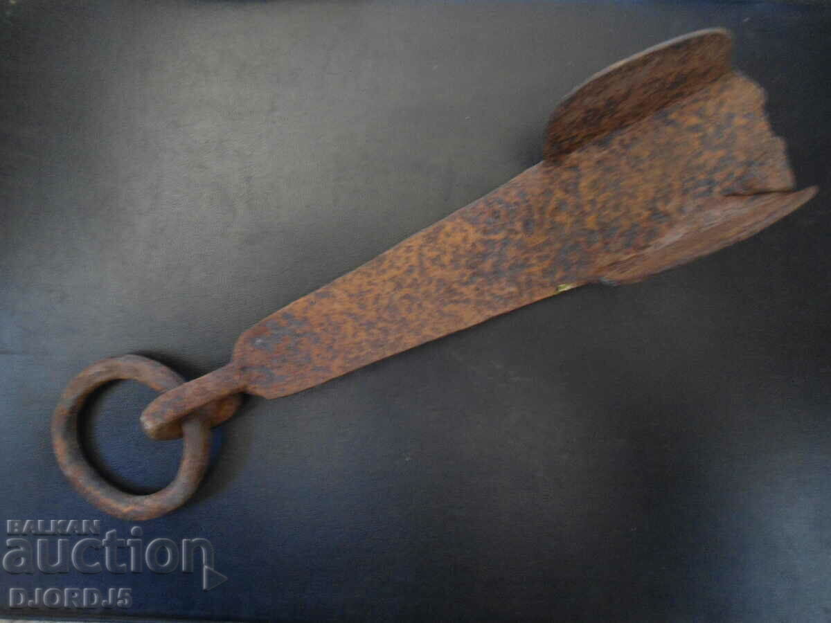 Auction Old brake, wagon Auction Old brake, wagon