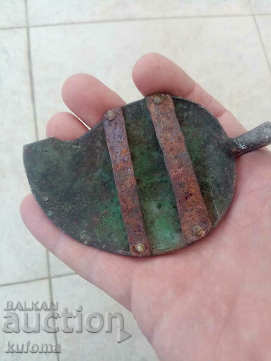 Delivery of An old authentic paft Delivery of An old authentic paft