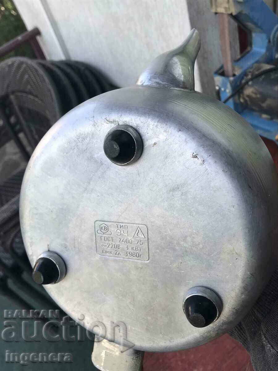 KETTLE ELECTRIC METAL ALUMINUM-USSR WORKS with price 19.00 BGN | € 9.71 KETTLE ELECTRIC METAL ALUMINUM-USSR WORKS with price 19.00 BGN | € 9.71