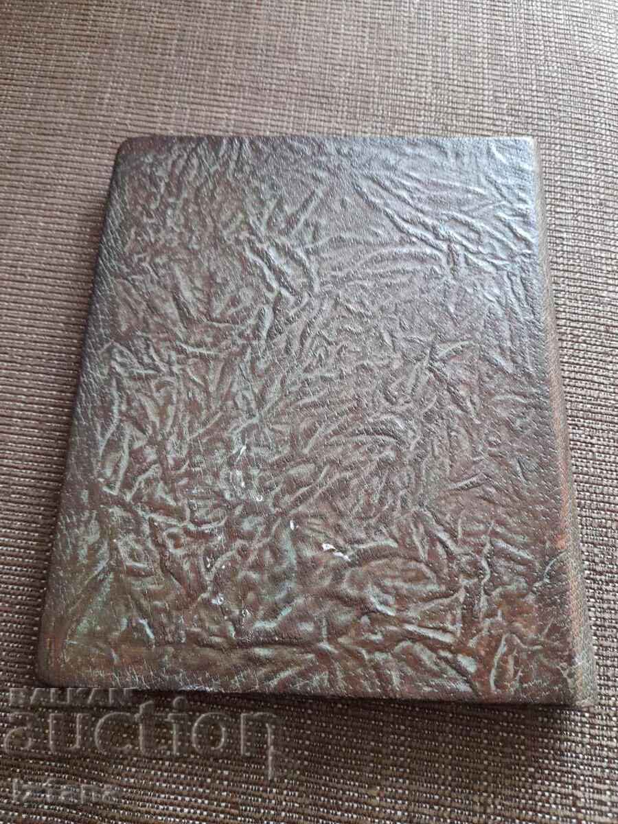 Auction An old leather folder Auction An old leather folder