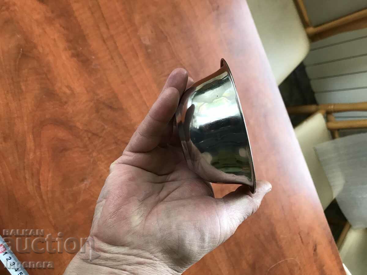 Delivery of BASIN BASIN BARBER BASIN METAL STAINLESS STEEL