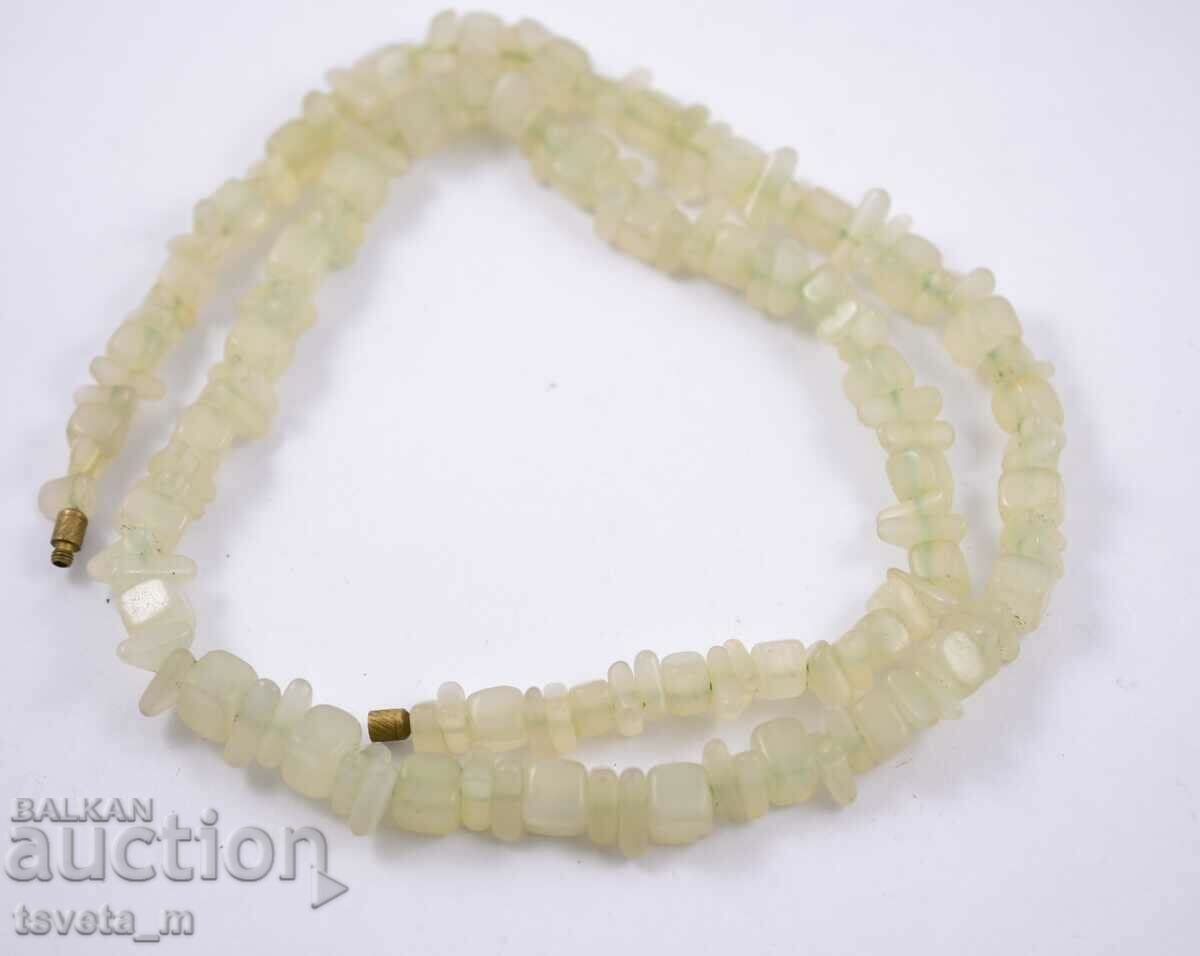 Delivery of Necklace with natural stones Delivery of Necklace with natural stones