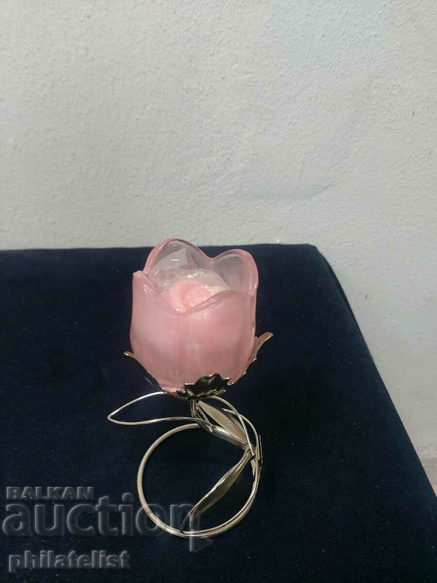 Κηροπήγιο - Τριαντάφυλλο - Ιδανικό δώρο με τιμή 13.00 BGN | € 6.65 Κηροπήγιο - Τριαντάφυλλο - Ιδανικό δώρο με τιμή 13.00 BGN | € 6.65