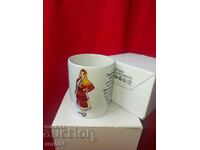 ЧАША - ПОРЦЕЛАН - НАРОДНА НОСИЯ - NEW