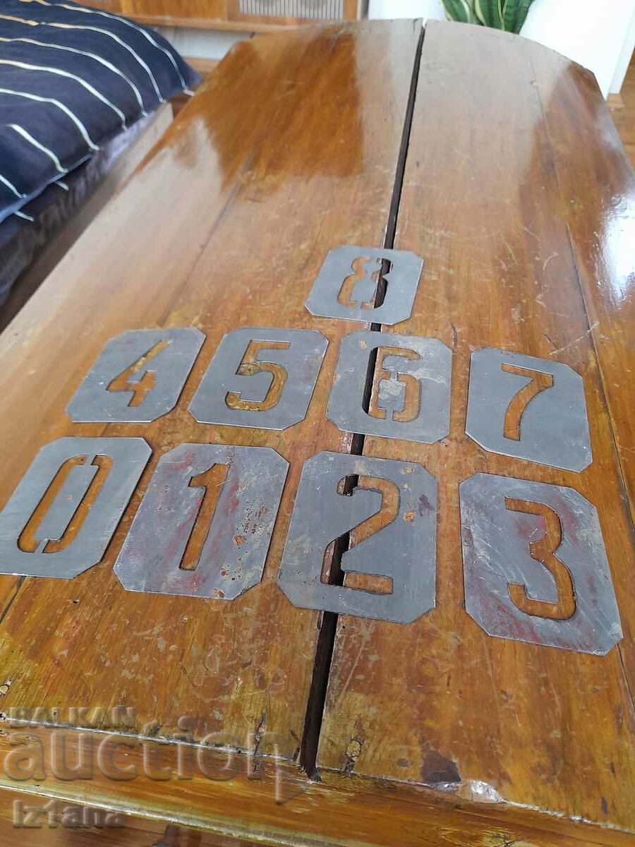 Old numbers for numbering with price 70.00 BGN | € 35.79