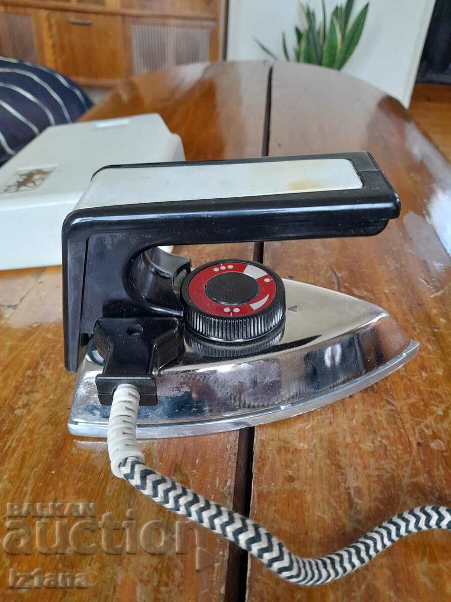 Δημοπρασία Παλιά ηλεκτρικό σίδερο