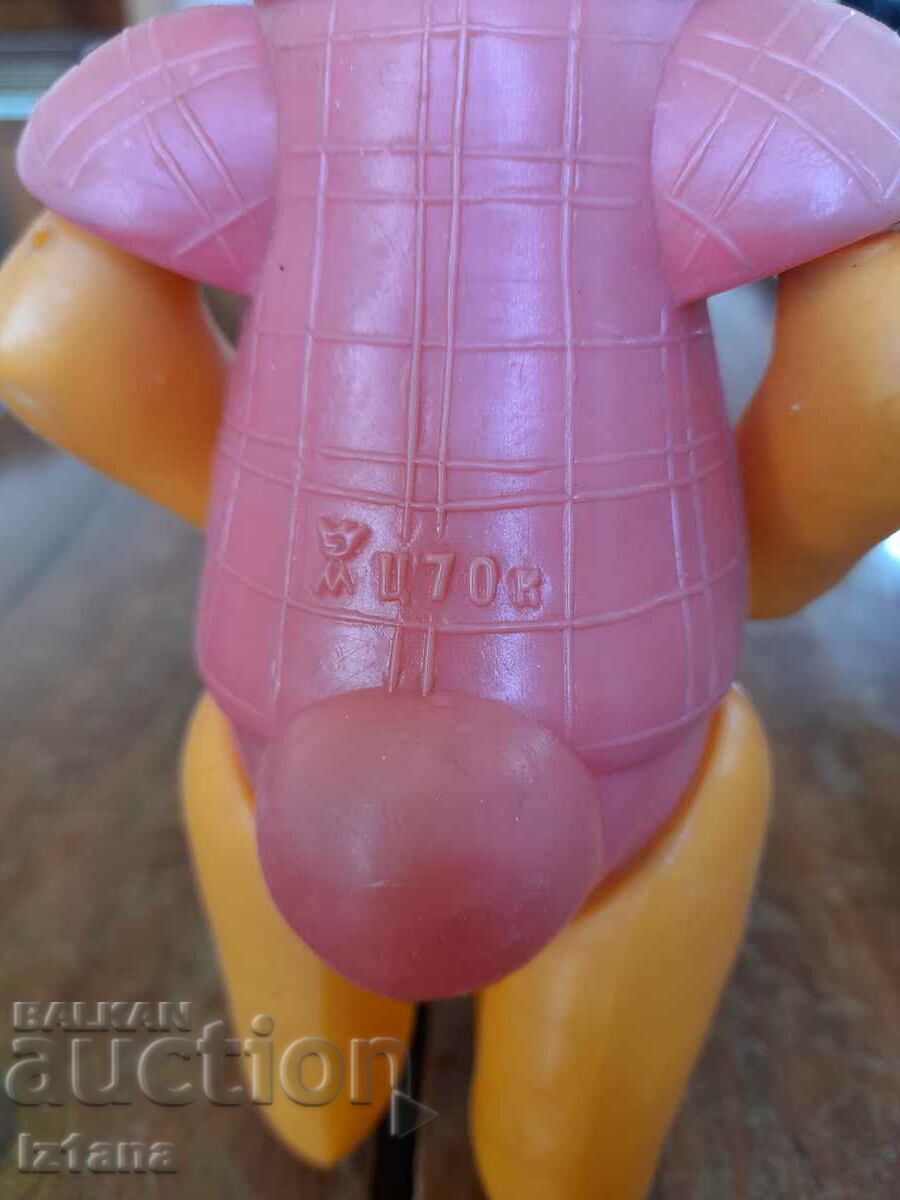 Delivery of An old toy rabbit Delivery of An old toy rabbit