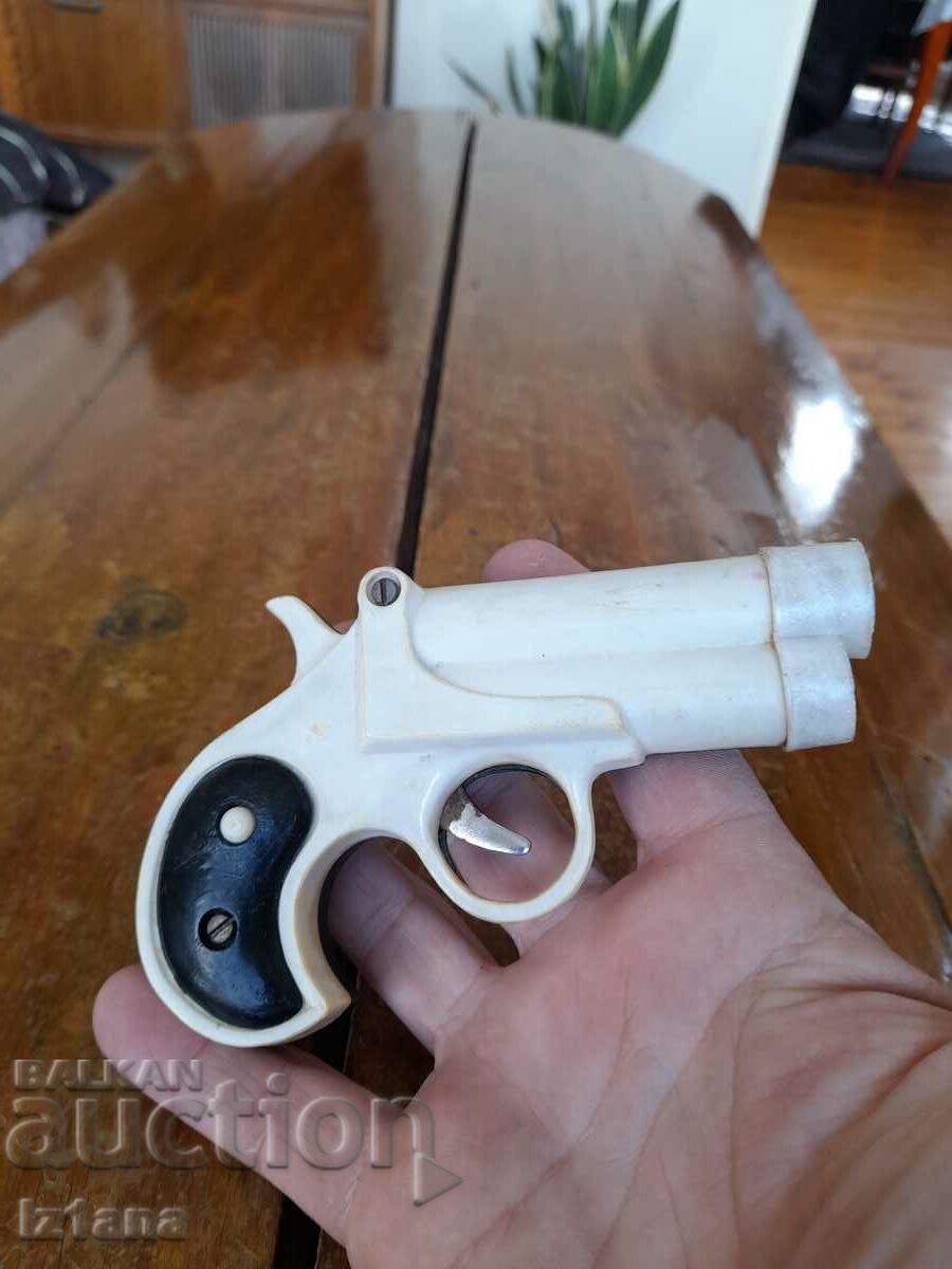 Delivery of Old Kid's Gun