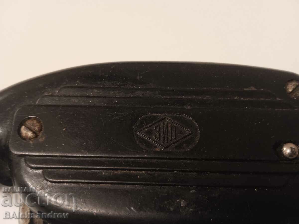 Παλιός φακός τσέπης από βακελίτη με τιμή 22.00 BGN | € 11.25 Παλιός φακός τσέπης από βακελίτη με τιμή 22.00 BGN | € 11.25