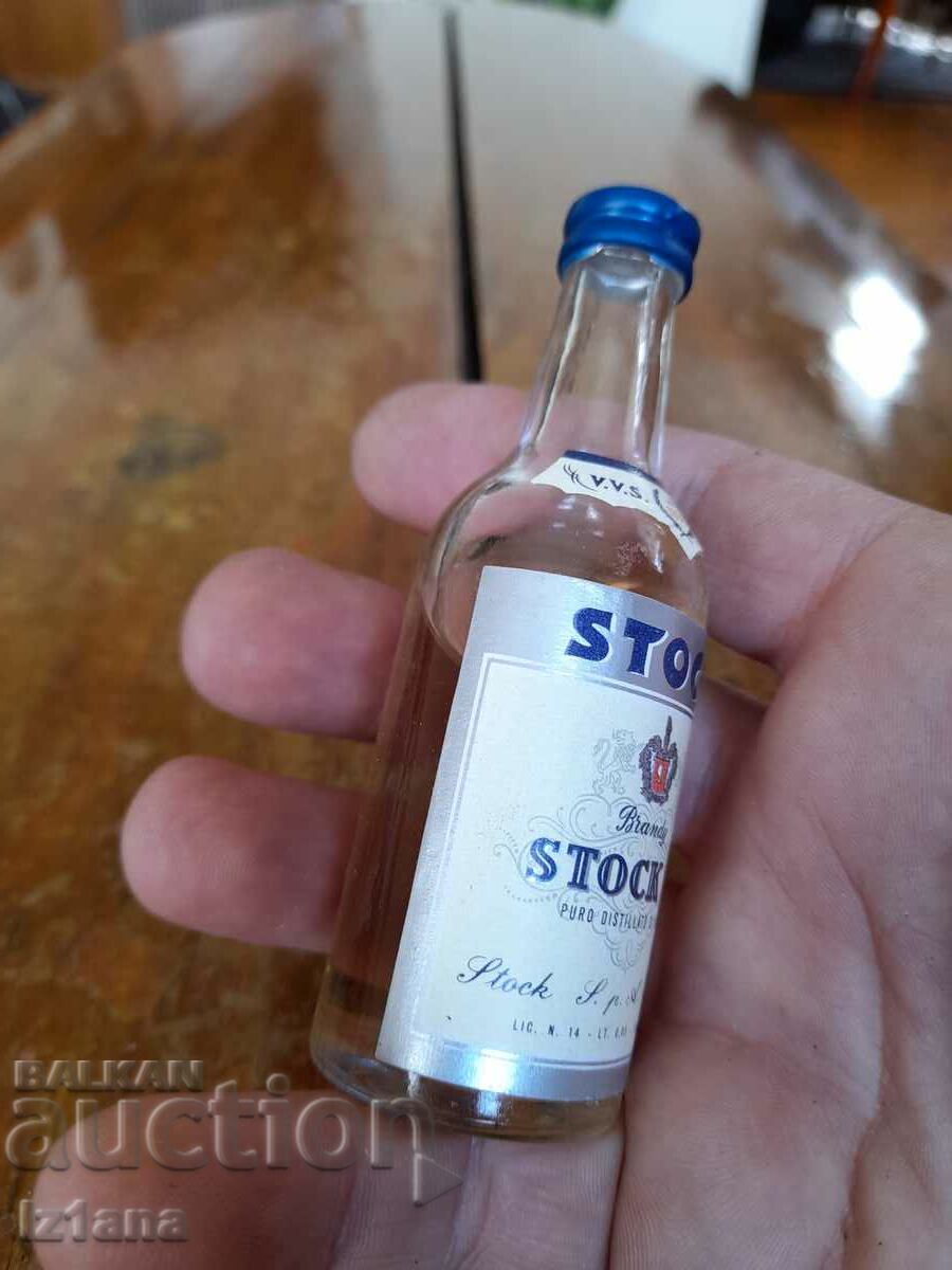 Old Stock 84 bottle with price 20.00 BGN | € 10.23 Old Stock 84 bottle with price 20.00 BGN | € 10.23
